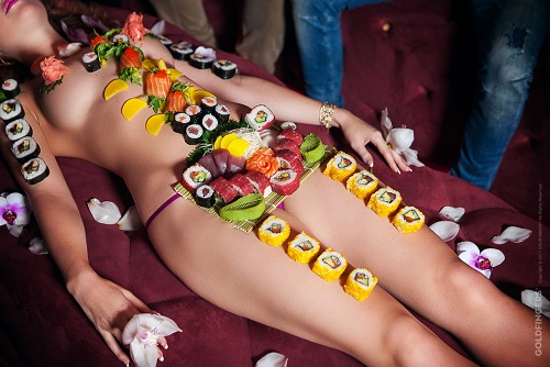 Sushi Body Eating