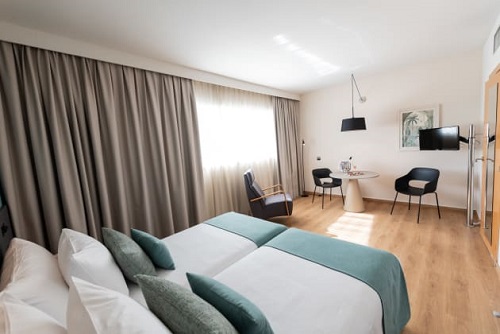 Barcelona aparthotel 4 star